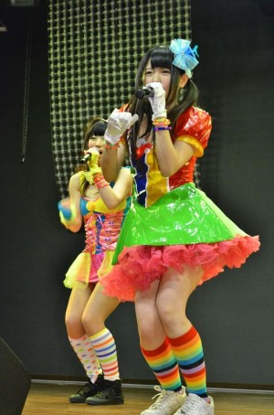 「ゲームガールズ」お披露目デビューライブ