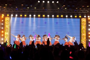 モーニング娘 ’14と森三中・大島美幸、黒沢かずこの新ユニット・モリ娘。が初ライブを開催