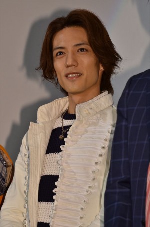 映画『平成ライダー対昭和ライダー 仮面ライダー大戦 feat.スーパー戦隊』の完成披露試写会に出席した半田健人