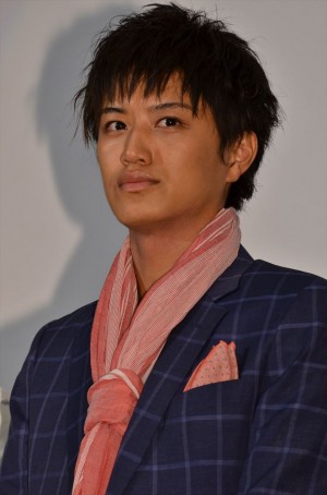 映画『平成ライダー対昭和ライダー 仮面ライダー大戦 feat.スーパー戦隊』の完成披露試写会に出席した井上正大