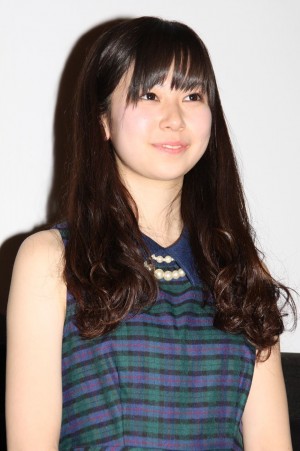 吉田未來、映画『絶対領域』初日舞台挨拶に出席