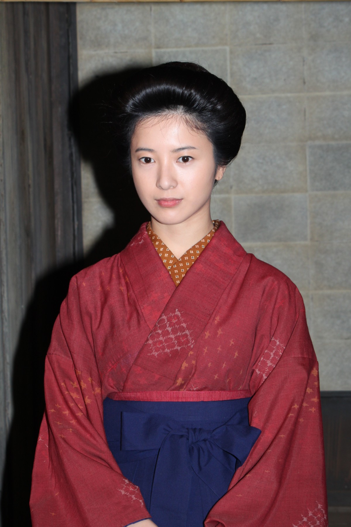 杏から吉高由里子へ、朝ドラ・バトンタッチ！吉高は「ひょうひょうと乗り切る」!?