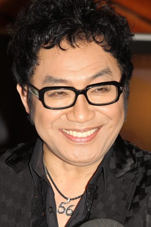 前作に続き2年連続での声優参加となった頑馬博士役のコロッケ