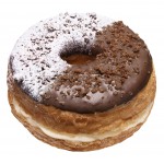 ミスタードーナツの新商品「Mr.CroissantDonut」チョコ＆カスタードホイップ