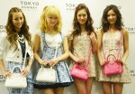 『東京ランウェイ2014春夏』に出演したE‐girls（左からShizuka、Ami、藤井夏恋、藤井萩花）