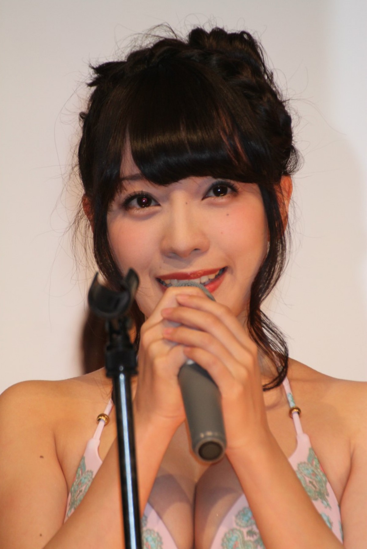 日テレジェニック2014の候補生が水着姿で勢揃い！