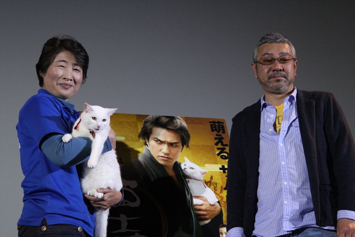『猫侍』の玉之丞、同居中の猫と熱愛中!?も「乙女なので」と照れる