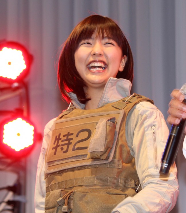 『機動警察パトレイバー』ステージイベントにて登壇した真野恵里菜