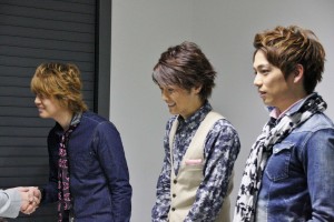 浦井健治、井上芳雄、山崎育三郎、DVD『StarS First Tour ‐ Live at TOKYU THEATER Orb ‐』発売記念、握手会の様子