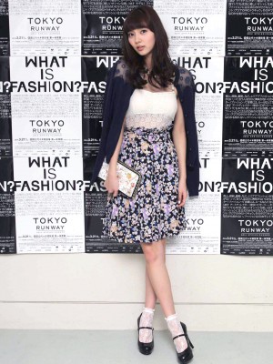 『東京ランウェイ 2014 SPRING／SUMMER』ステージ直後の新川優愛を直撃！