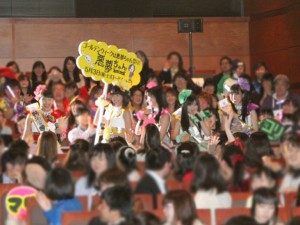 『悪夢ちゃん The 夢ovie』完成披露舞台挨拶に登場した、ももいろクローバーZ