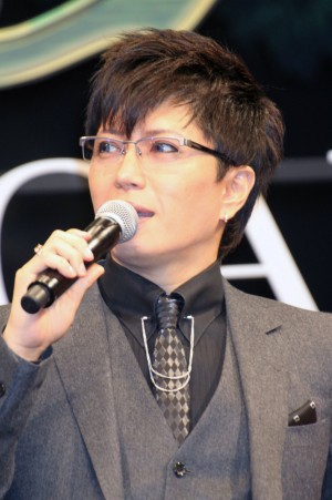 『悪夢ちゃん The 夢ovie』完成披露舞台挨拶に登場した、GACKT