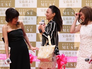 佐田真由美、「オトナミューズ」創刊イベントにて