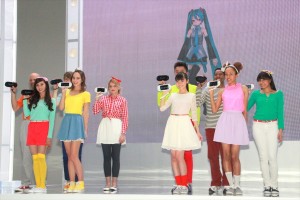 初音ミク、世界のファンたちと共演！