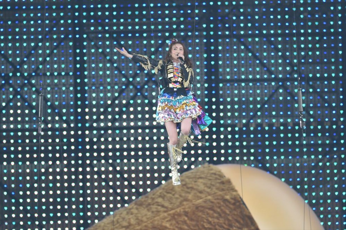AKB48初・国立競技場ライブに7万人　大島優子「暴れるぞー！」