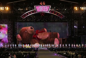 国立競技場で初の単独ライブを行ったAKB48　