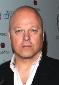 『アメリカン・ホラー・ストーリー』シーズン4に出演が決定したマイケル・チクリス