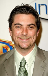 海外ドラマ『愉快なシーバー家』のベン役でお馴染みのジェレミー・ミラーが、アルコール依存症の過去を告白（写真は2006年頃）