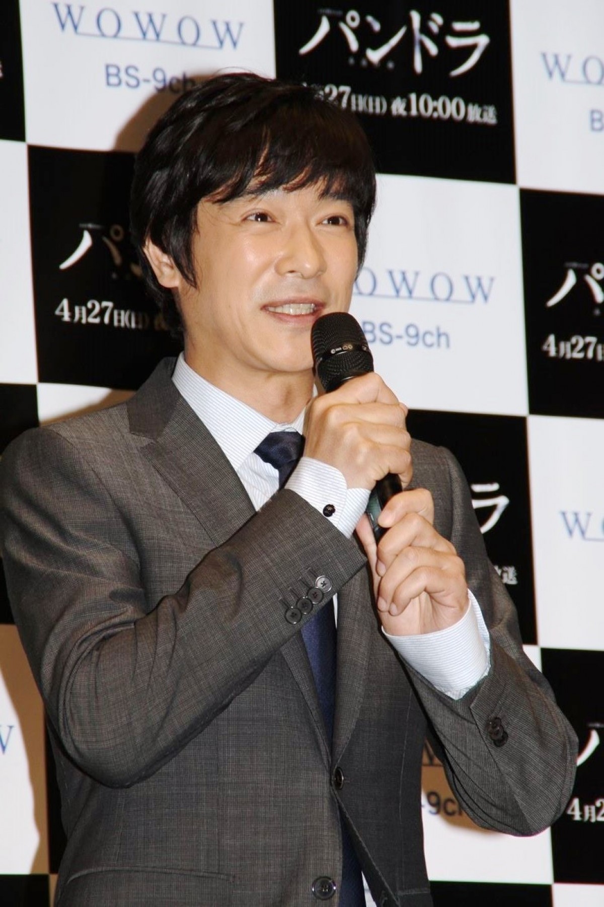 堺雅人は「目の表情で風を起こせる俳優」「ディカプリオよりいい」と監督から大絶賛