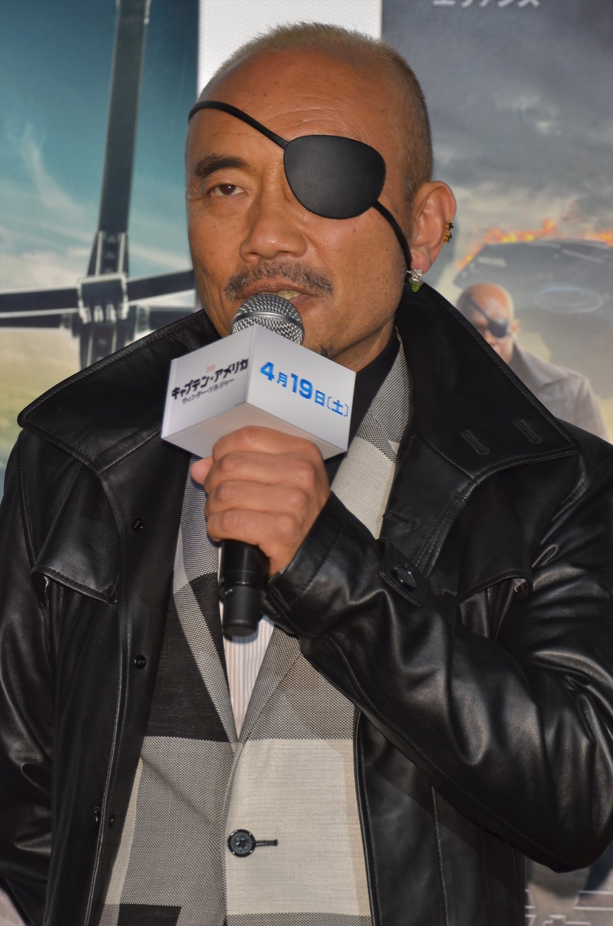 米倉涼子「世界で一番魔性の女です」と演じた役を分析　セクシードレスでイベント登場