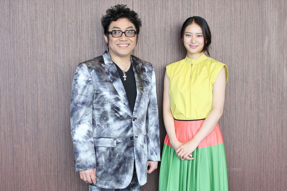 武井咲、しんちゃんの男っぷりを熱弁！コロッケは妄想トークが止まらない？