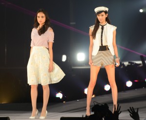 石田ニコル、菜々緒