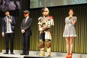 左から麒麟・川島明、ゲッターズ飯田、ゴールデンボンバー歌広場淳、後藤真希、「モンスターハンター」10周年記念パーティーにて　