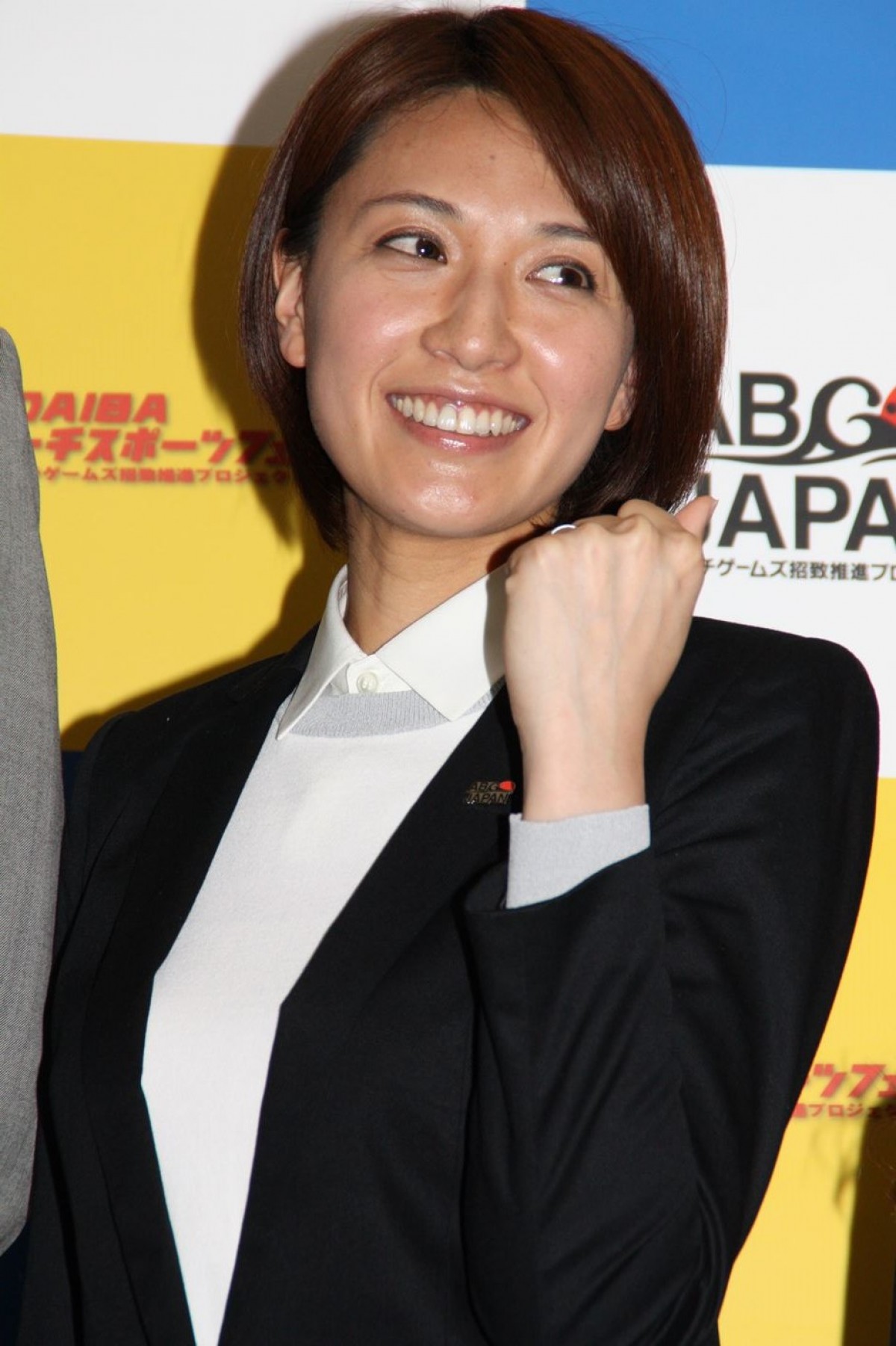 浅尾美和、水着NG宣言!? 「水着オファーは1年前からいただかないと…」