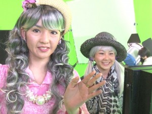 au新CMでモーニング娘。’14と森三中がおばあちゃんに！