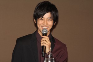 『万能鑑定士Q －モナ・リザの瞳－』完成披露会見に登壇した松坂桃李