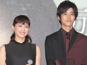 松坂桃李、綾瀬はるかの奔放さに驚き！