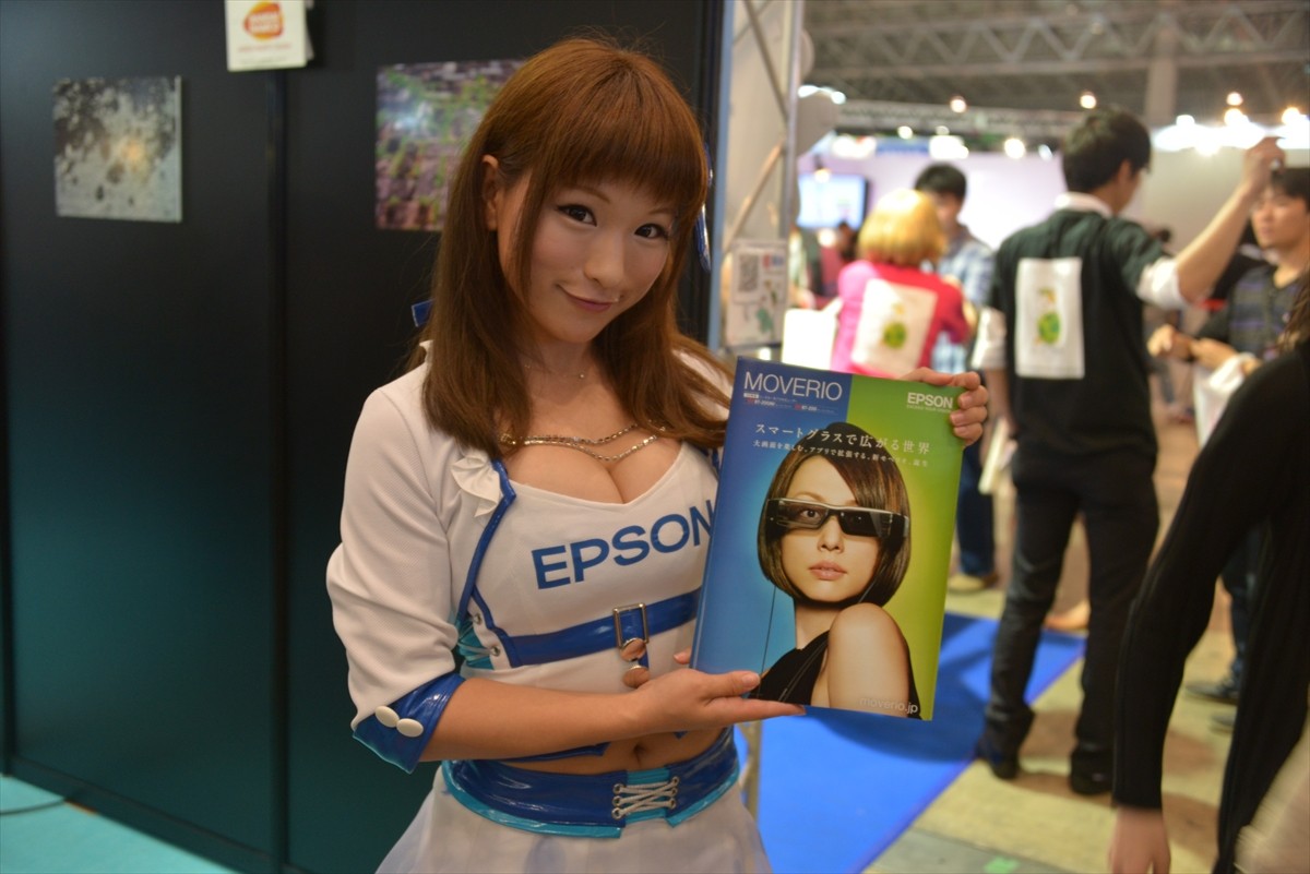 ニコニコ超会議3に行ってみたフォト特集！コンパニオン・ふなっしー・進撃の巨人まで