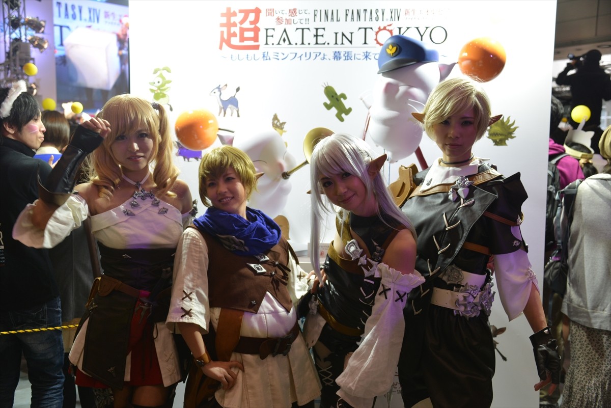 ニコニコ超会議3に行ってみたフォト特集！コンパニオン・ふなっしー・進撃の巨人まで