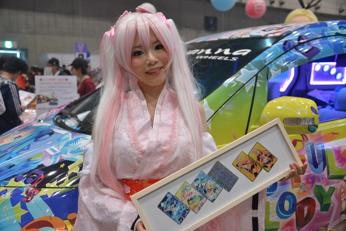 ニコニコ超会議3に行ってみたフォト特集！コンパニオン・ふなっしー・進撃の巨人まで