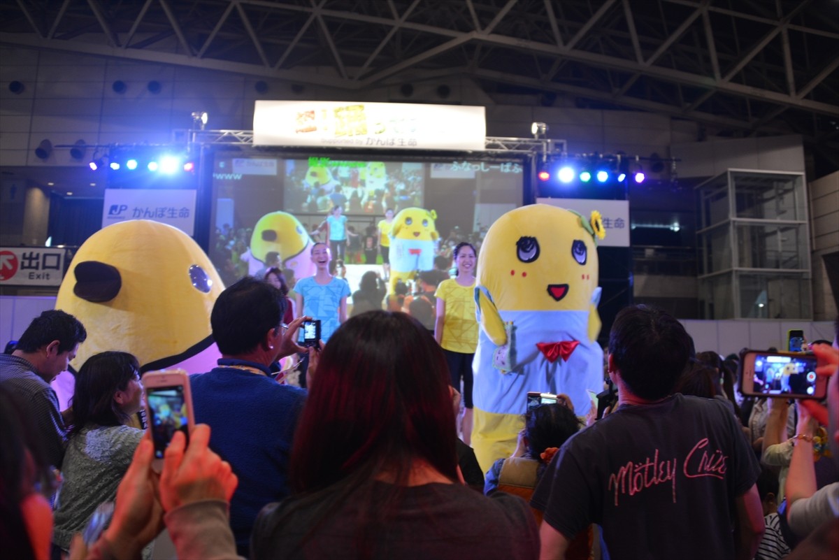 ニコニコ超会議3に行ってみたフォト特集！コンパニオン・ふなっしー・進撃の巨人まで