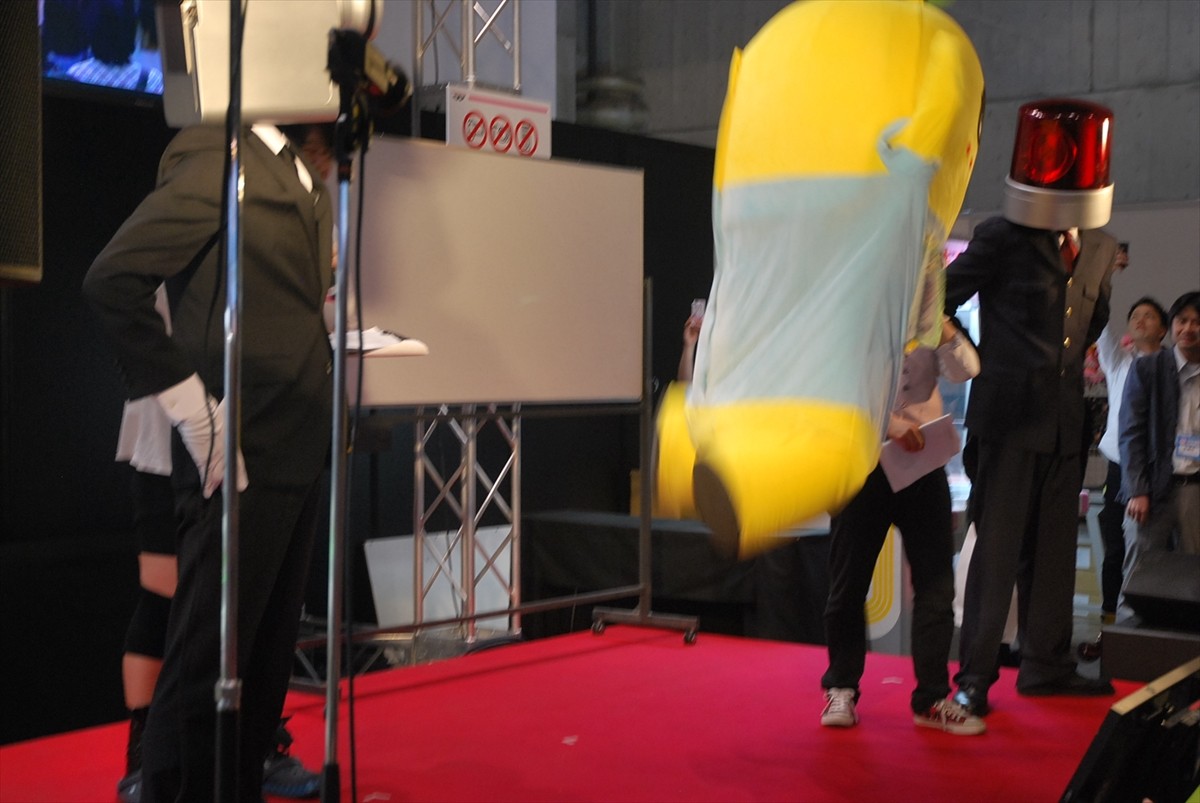 ニコニコ超会議3に行ってみたフォト特集！コンパニオン・ふなっしー・進撃の巨人まで