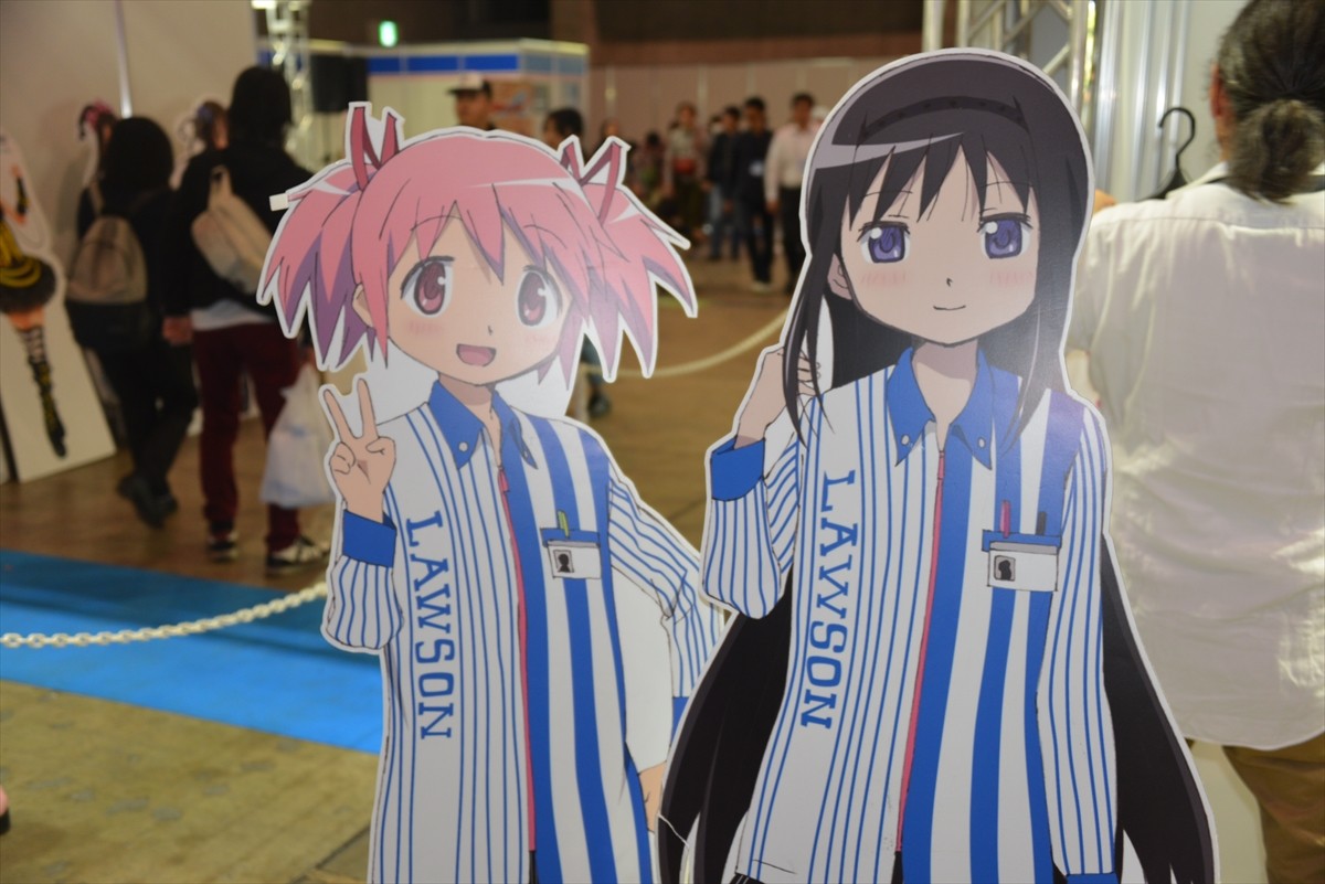 ニコニコ超会議3に行ってみたフォト特集！コンパニオン・ふなっしー・進撃の巨人まで