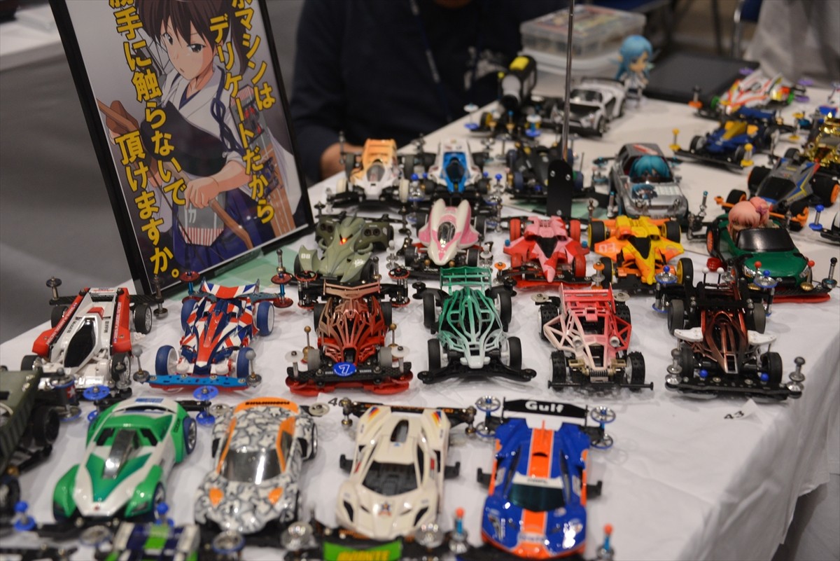 ニコニコ超会議3に行ってみたフォト特集！コンパニオン・ふなっしー・進撃の巨人まで