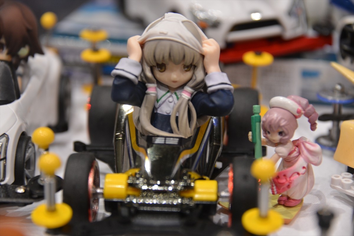 ニコニコ超会議3に行ってみたフォト特集！コンパニオン・ふなっしー・進撃の巨人まで