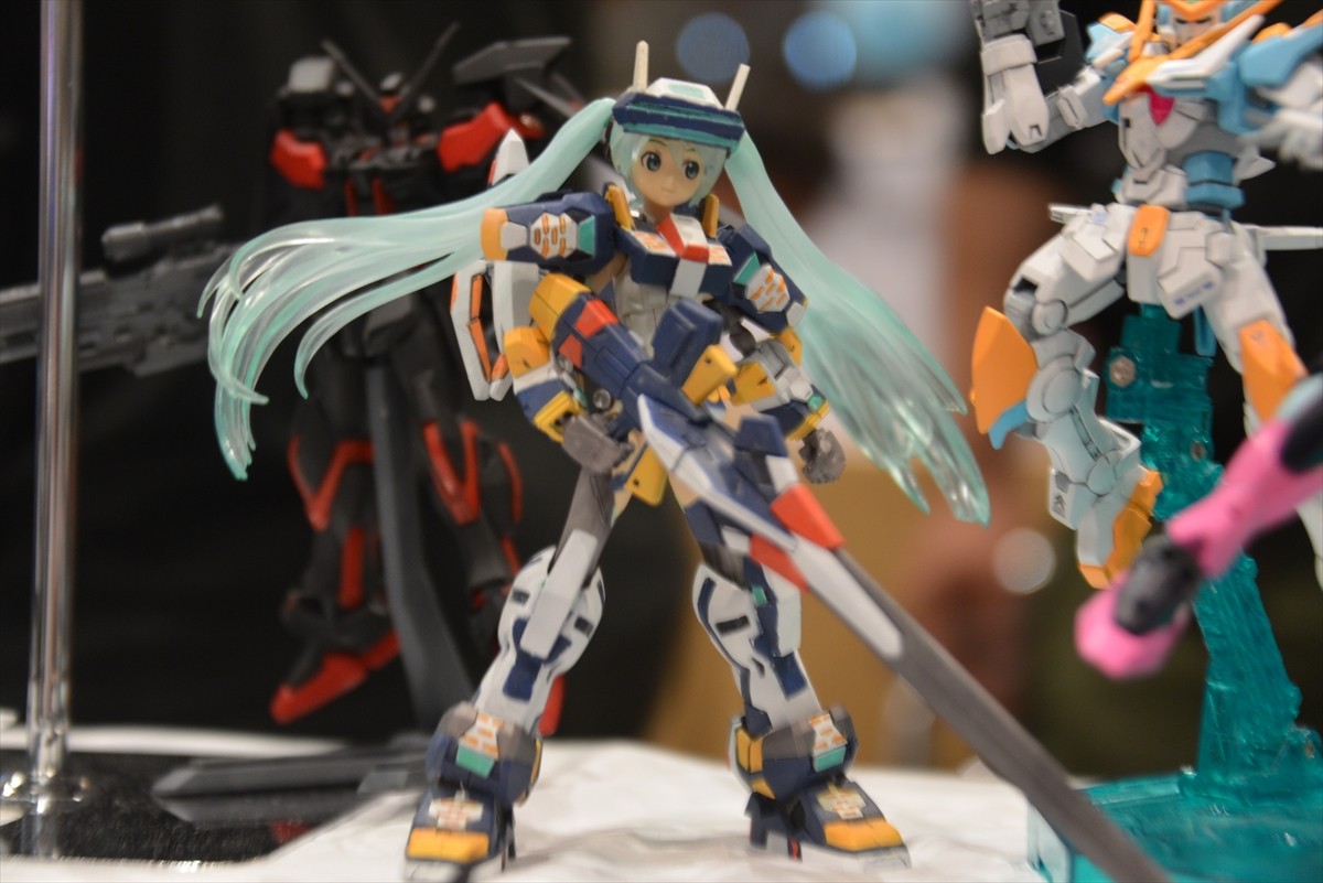 ニコニコ超会議3に行ってみたフォト特集！コンパニオン・ふなっしー・進撃の巨人まで