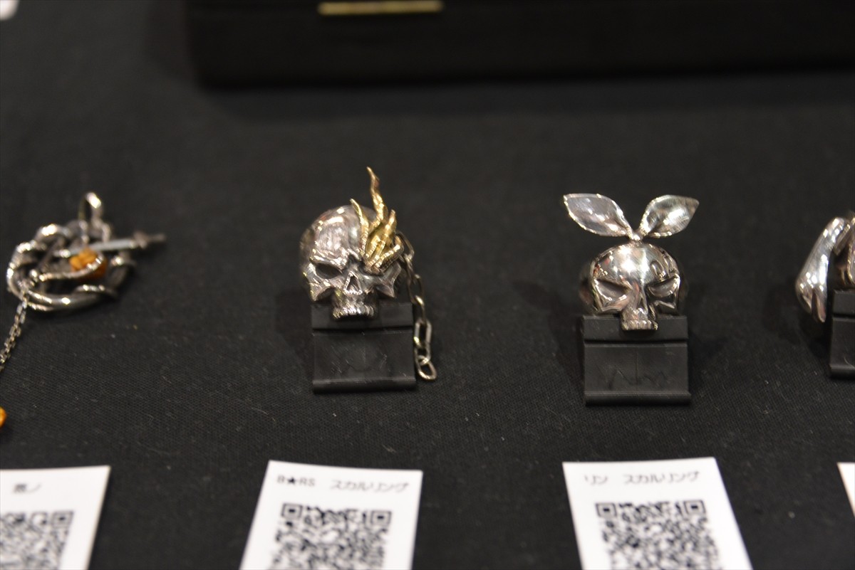 ニコニコ超会議3に行ってみたフォト特集！コンパニオン・ふなっしー・進撃の巨人まで