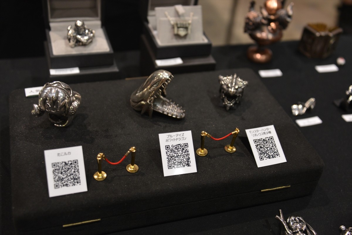 ニコニコ超会議3に行ってみたフォト特集！コンパニオン・ふなっしー・進撃の巨人まで