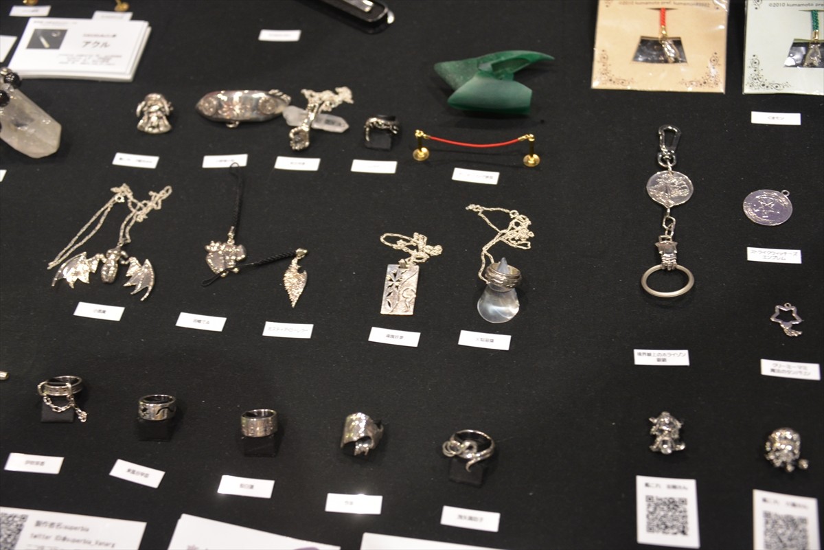 ニコニコ超会議3に行ってみたフォト特集！コンパニオン・ふなっしー・進撃の巨人まで