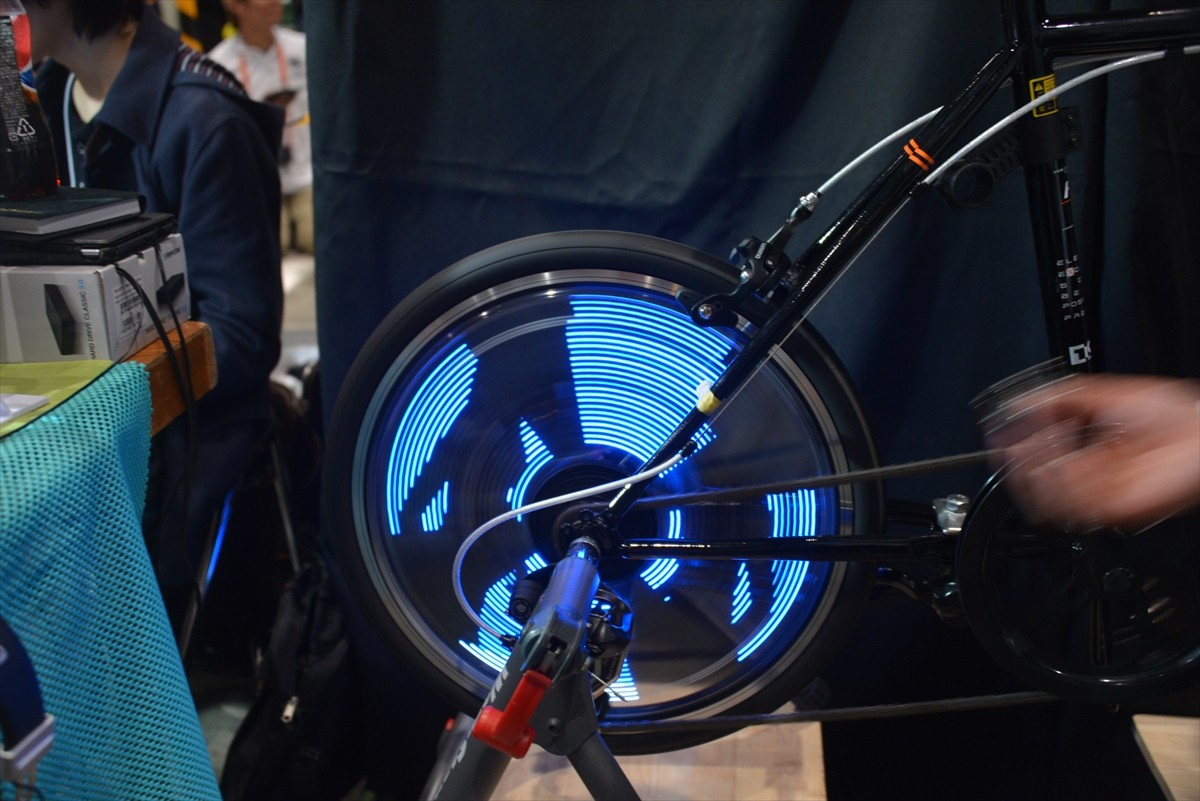 ニコニコ超会議3に行ってみたフォト特集！コンパニオン・ふなっしー・進撃の巨人まで