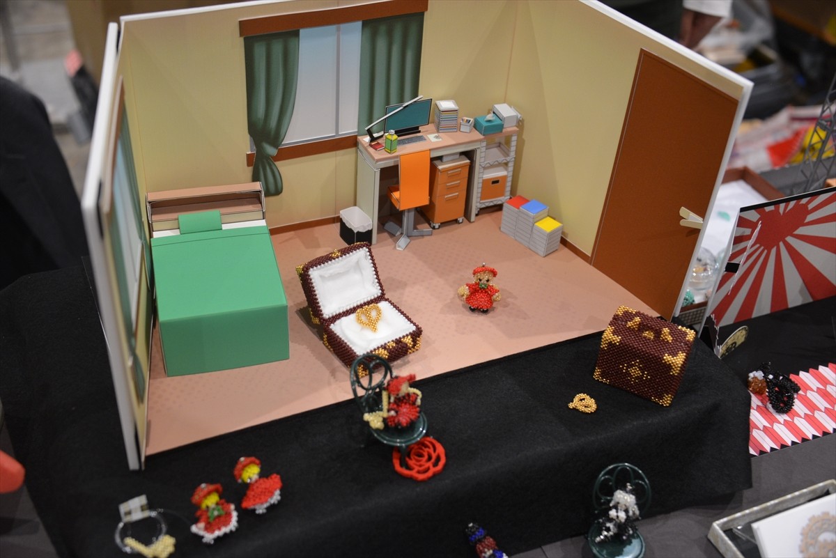 ニコニコ超会議3に行ってみたフォト特集！コンパニオン・ふなっしー・進撃の巨人まで