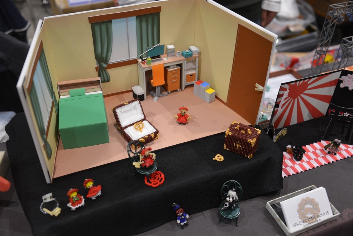 ニコニコ超会議3に行ってみたフォト特集！コンパニオン・ふなっしー・進撃の巨人まで