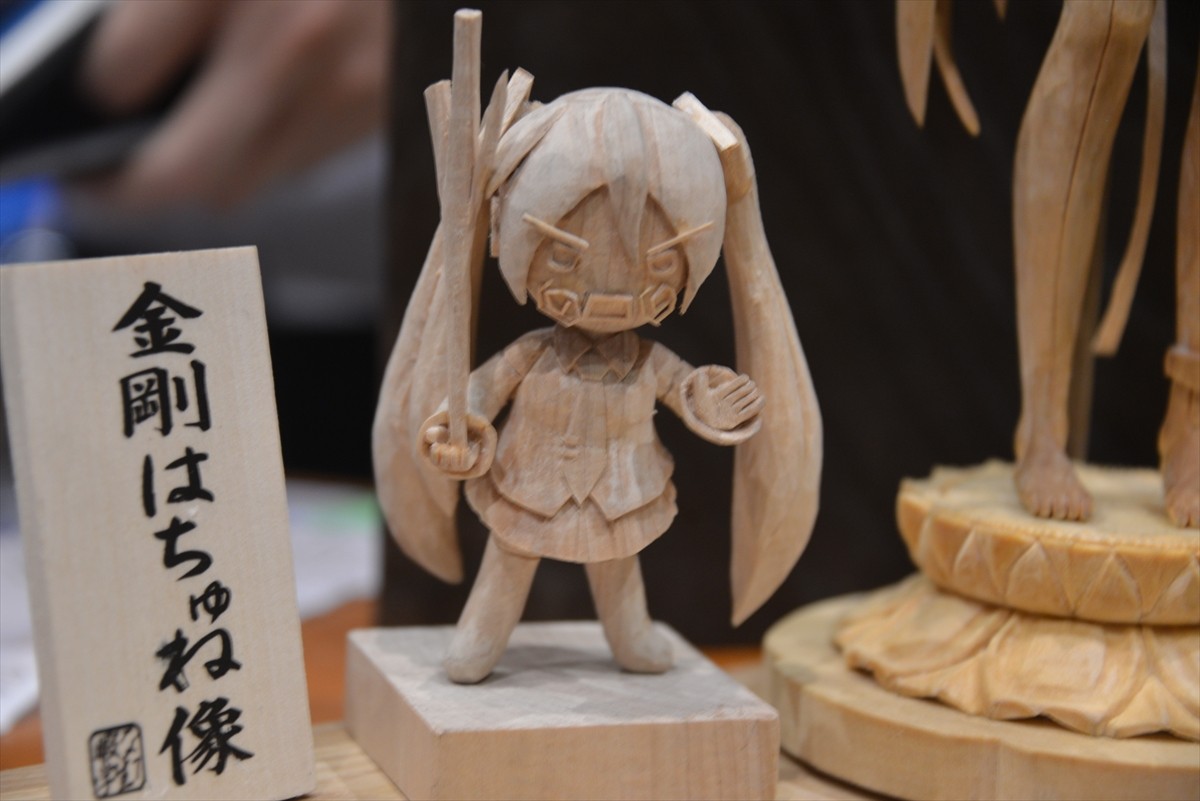 ニコニコ超会議3に行ってみたフォト特集！コンパニオン・ふなっしー・進撃の巨人まで