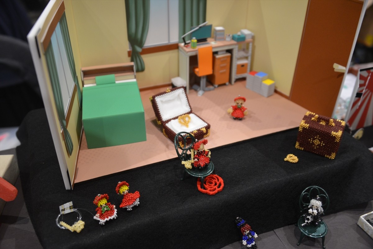 ニコニコ超会議3に行ってみたフォト特集！コンパニオン・ふなっしー・進撃の巨人まで