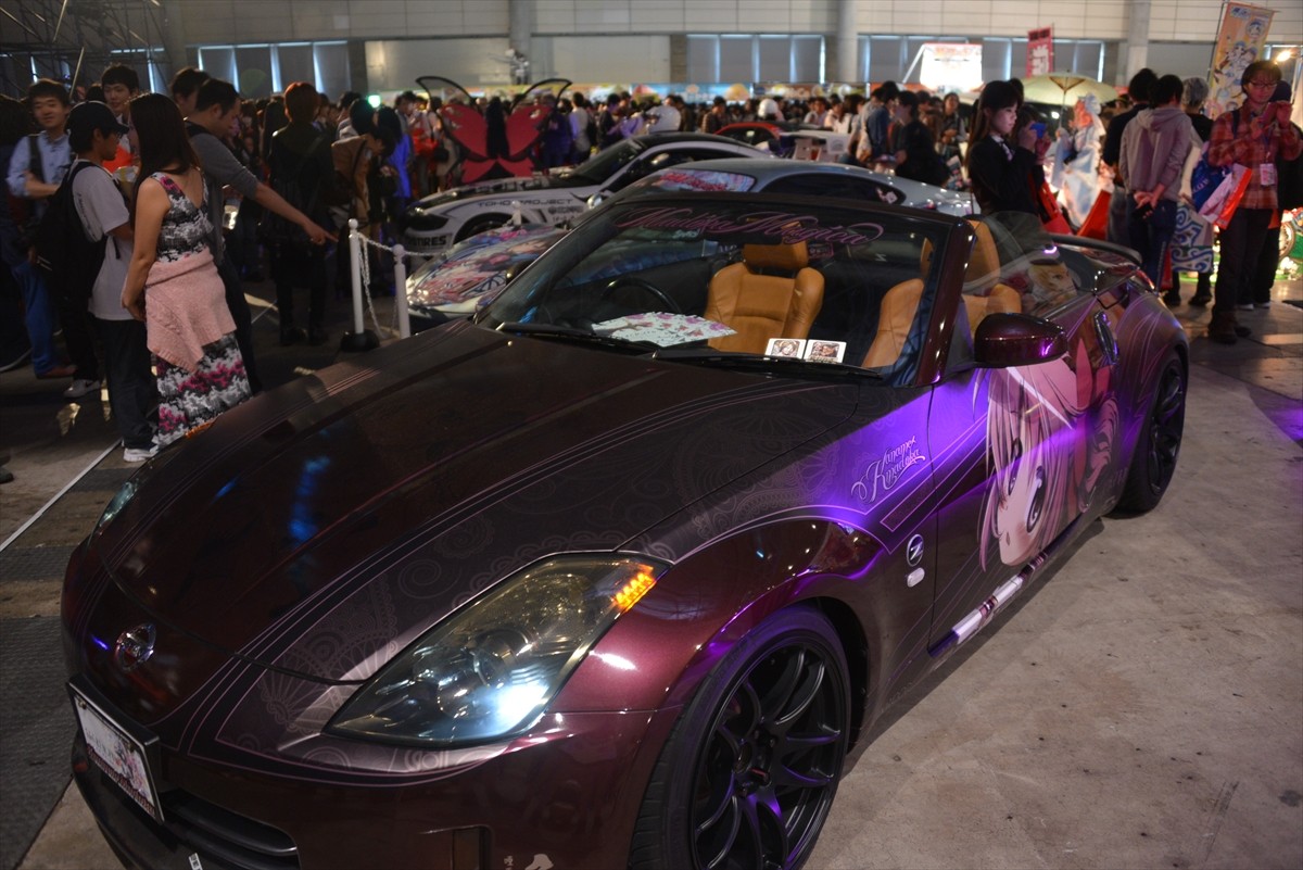 ニコニコ超会議3に行ってみたフォト特集！コンパニオン・ふなっしー・進撃の巨人まで