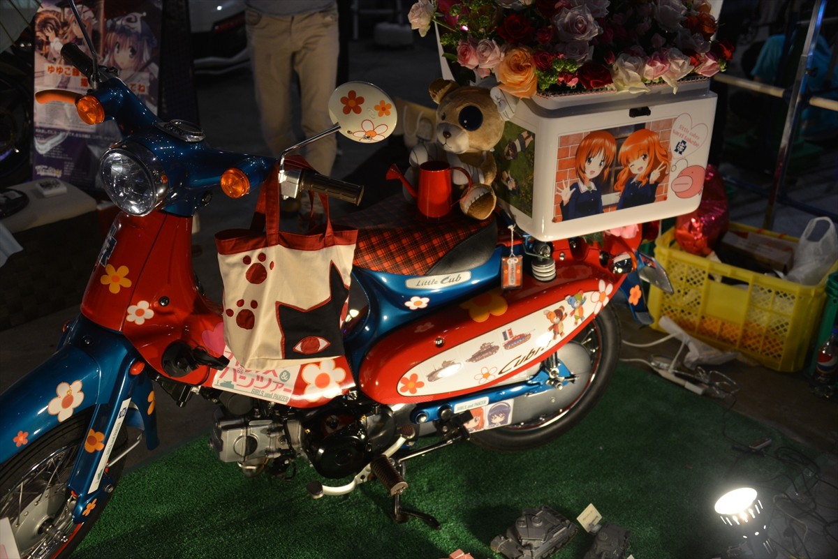 ニコニコ超会議3に行ってみたフォト特集！コンパニオン・ふなっしー・進撃の巨人まで